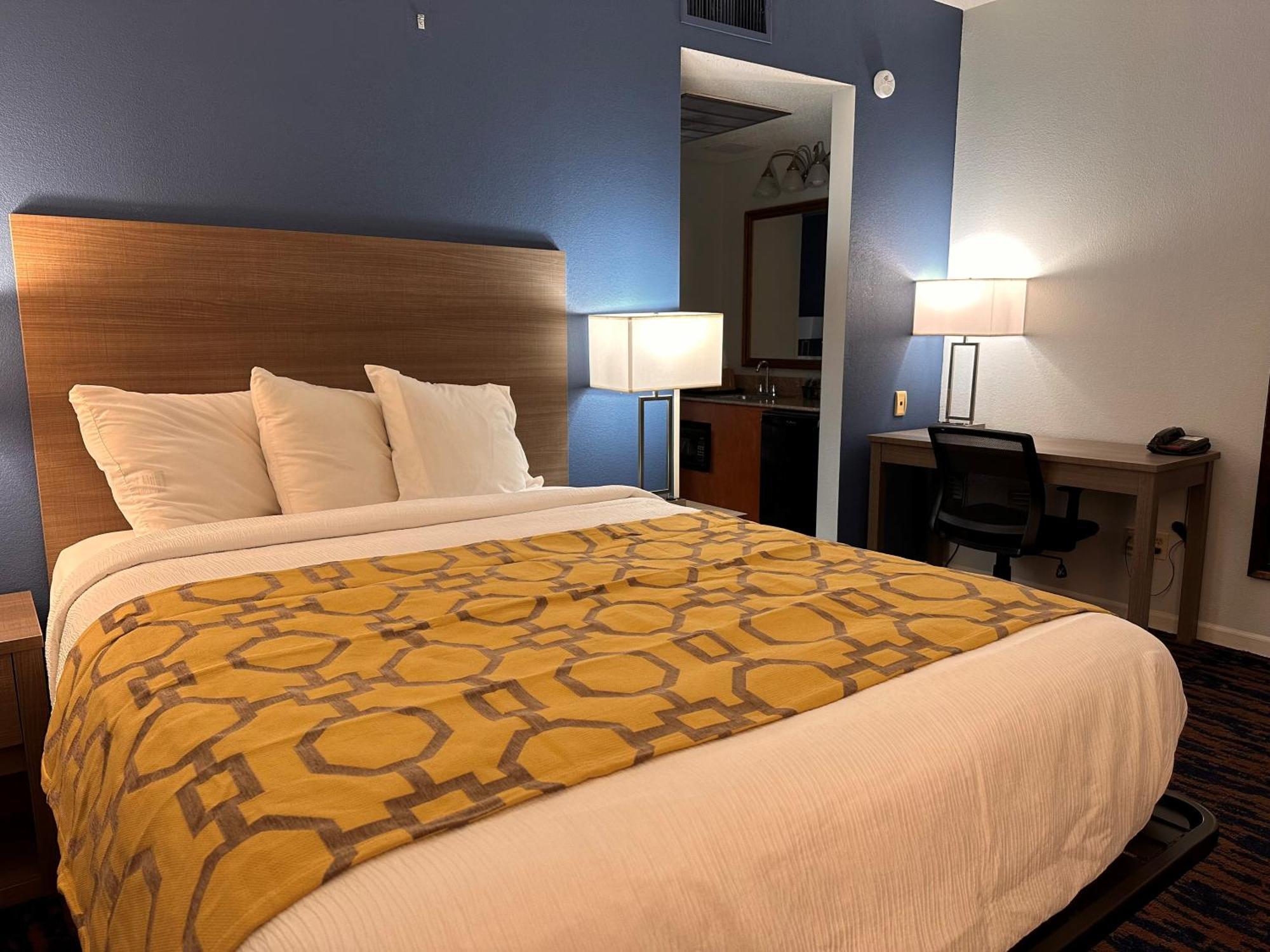 Hotel Baymont By Wyndham Indianapolis Northwest Esterno foto